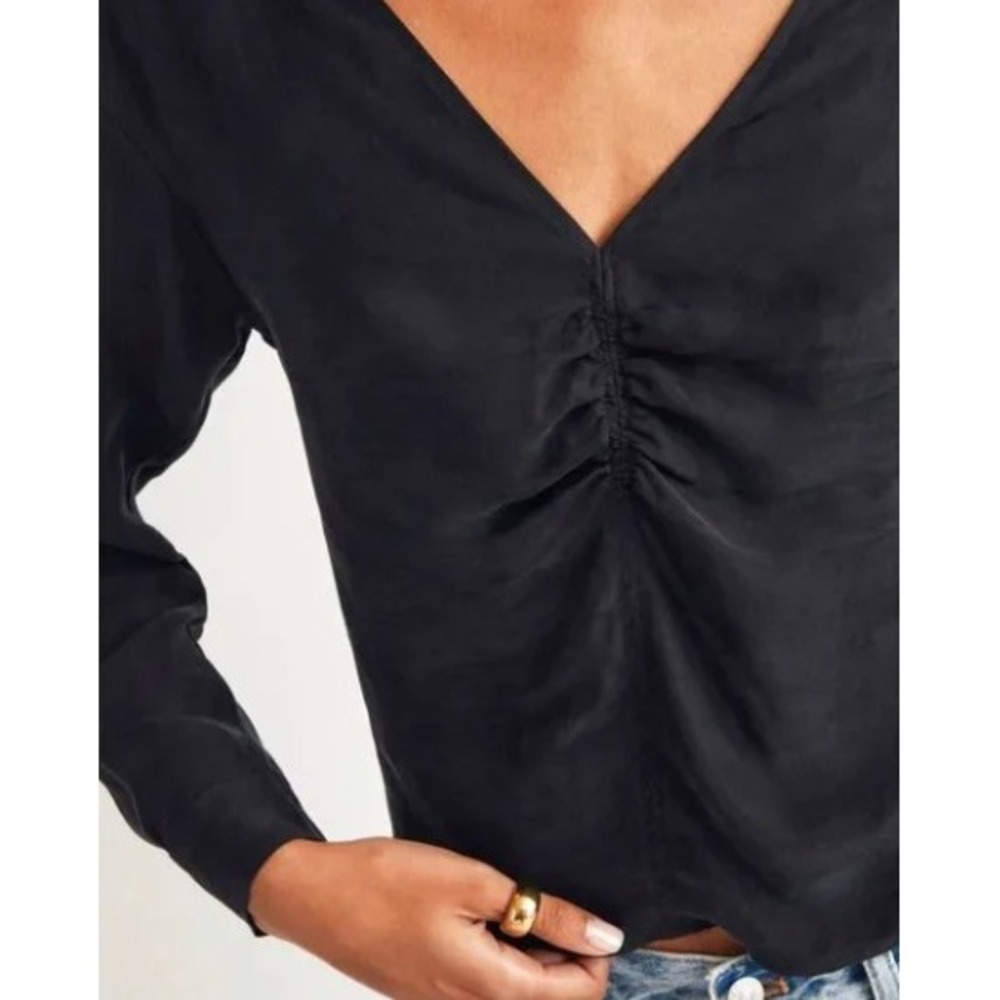 Madewell Ruched Front V-Neck Long Sleeve Top Black Cupro Blend NEW Size 16 - Picture 2 of 10